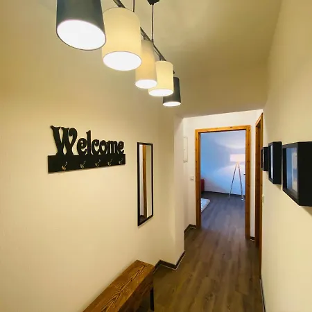 Heinrichser Markt - 2 Schlafzimmer Mit Sauna Und Terrasse Suhl