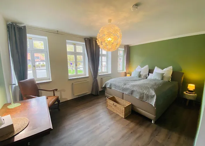 Heinrichser Markt - 2 Schlafzimmer Mit Sauna Und Terrasse * Suhl