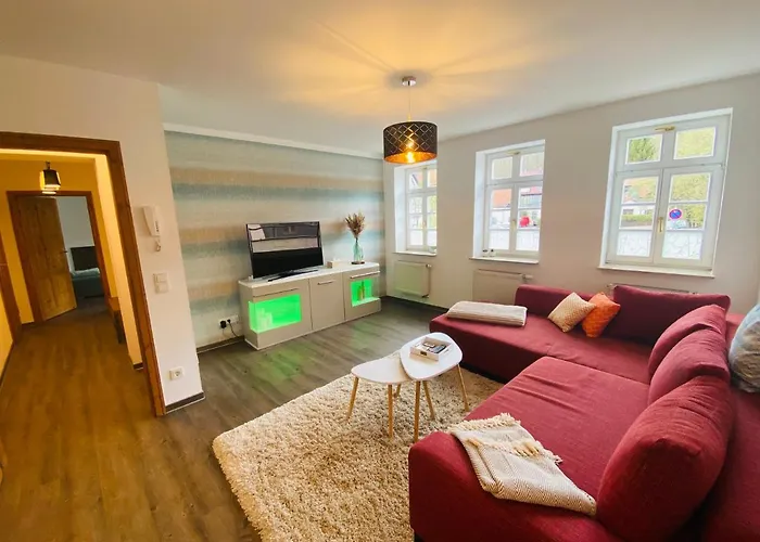 Heinrichser Markt - 2 Schlafzimmer Mit Sauna Und Terrasse Lägenhet Suhl